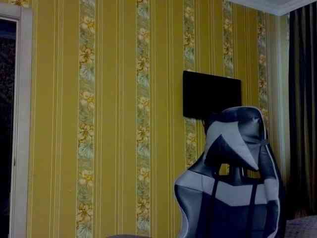 Secret_Smile webcam