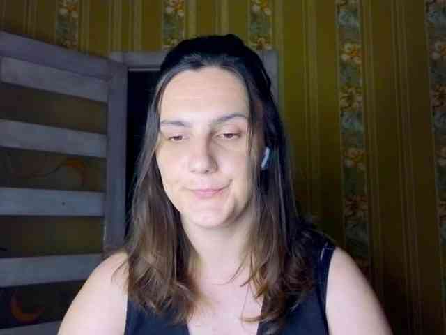 Secret_Smile webcam