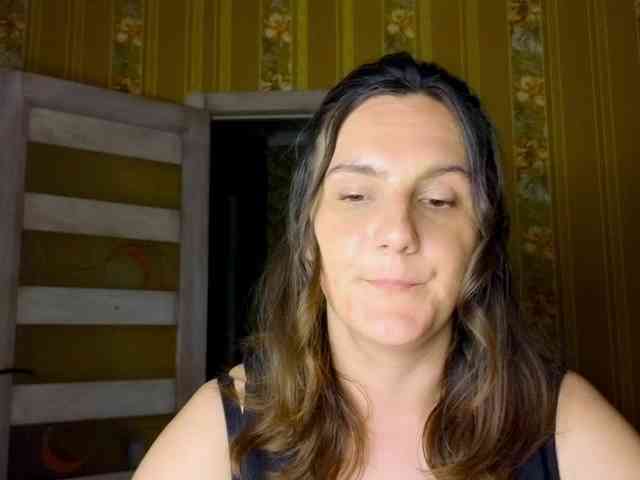 Secret_Smile webcam