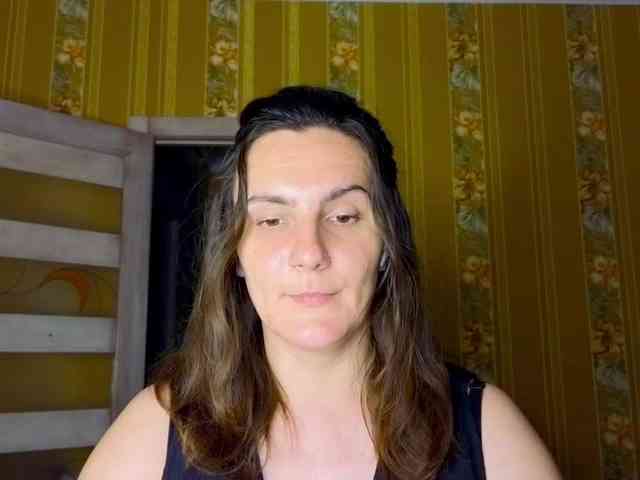 Secret_Smile webcam