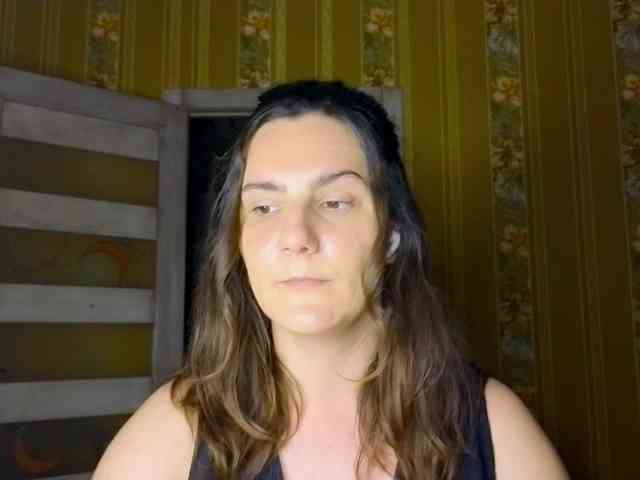 Secret_Smile webcam