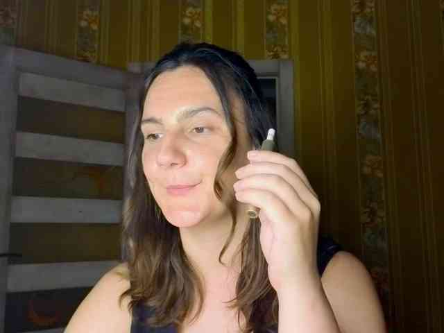 Secret_Smile webcam