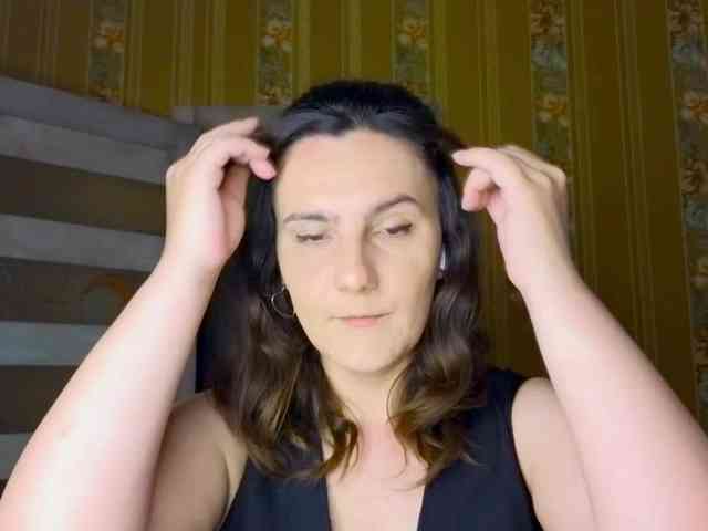 Secret_Smile webcam