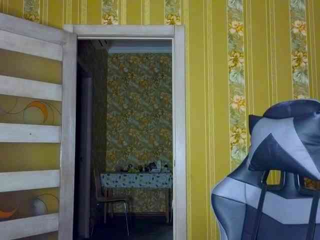 Secret_Smile webcam