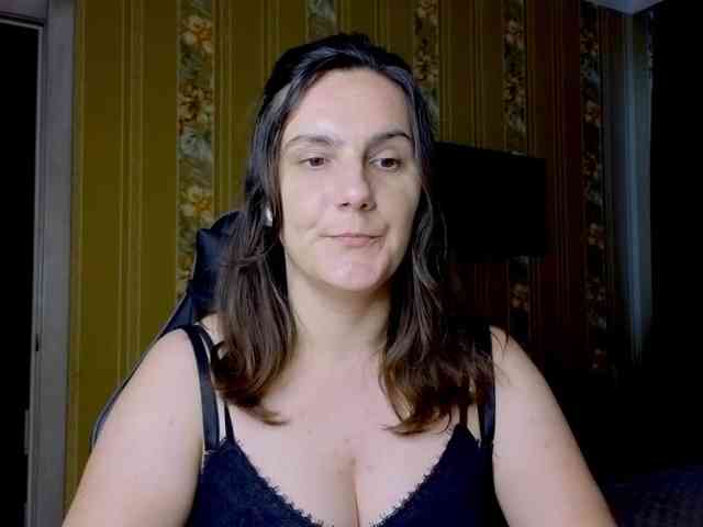 Secret_Smile webcam