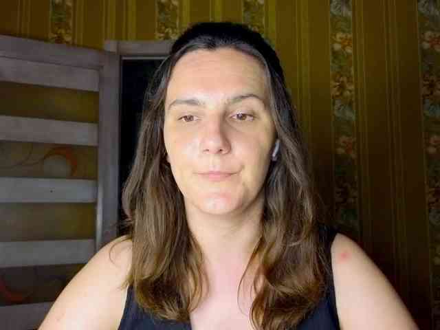 Secret_Smile webcam