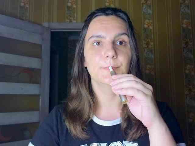 Secret_Smile webcam