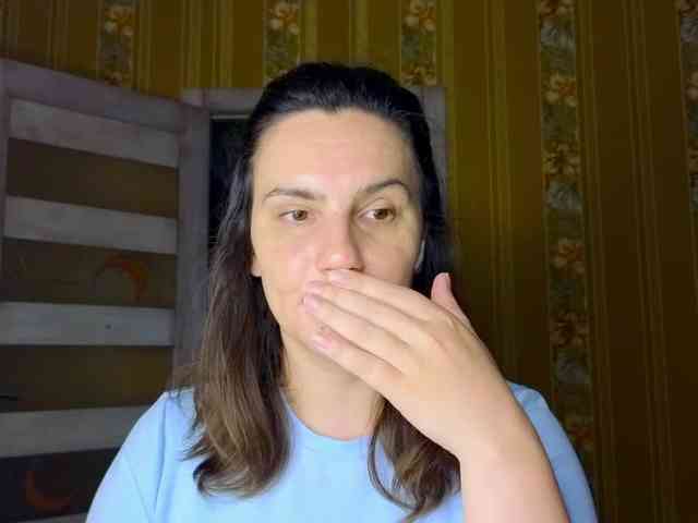 Secret_Smile webcam