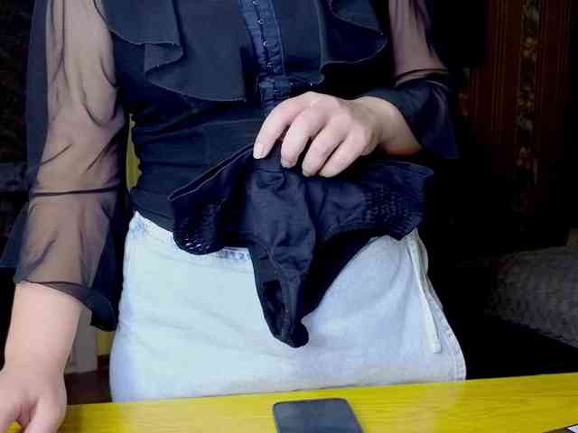 Secret_Smile webcam