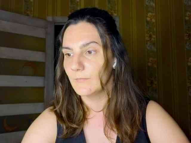 Secret_Smile webcam