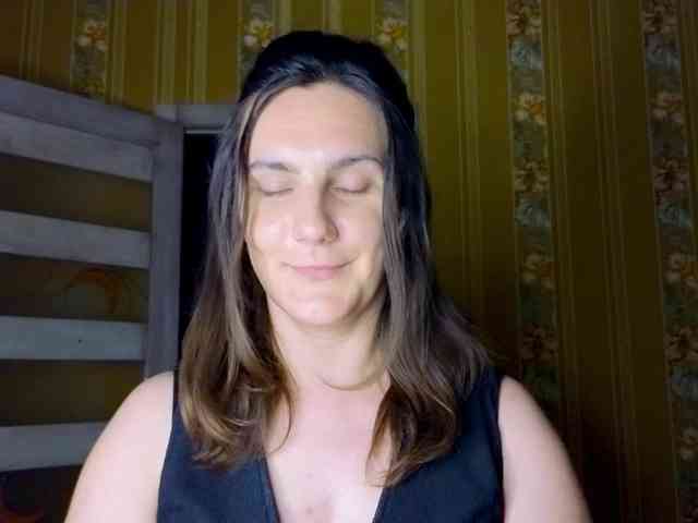 Secret_Smile webcam