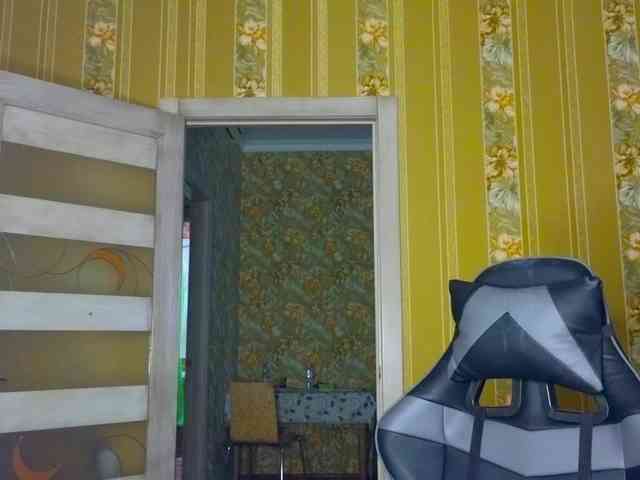 Secret_Smile webcam