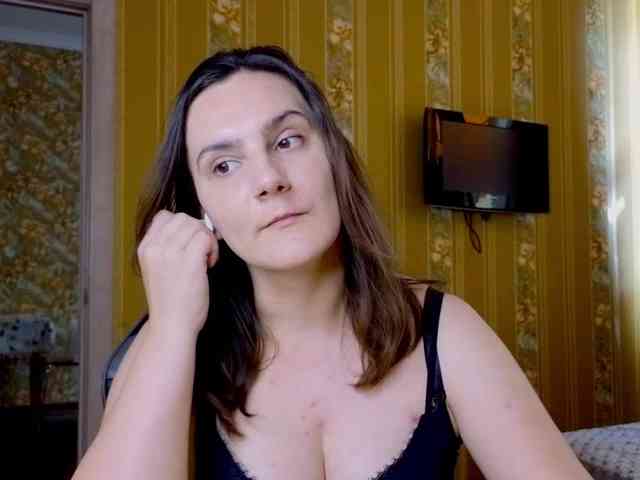 Secret_Smile webcam