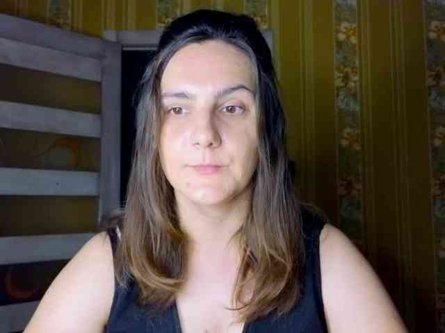 Secret_Smile webcam