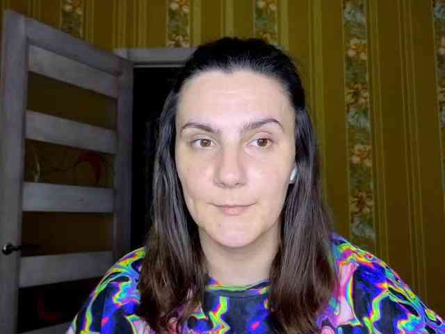 Secret_Smile webcam