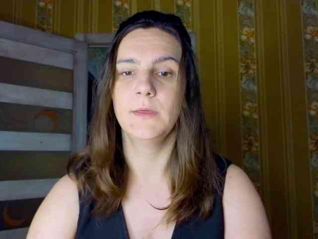 Secret_Smile webcam