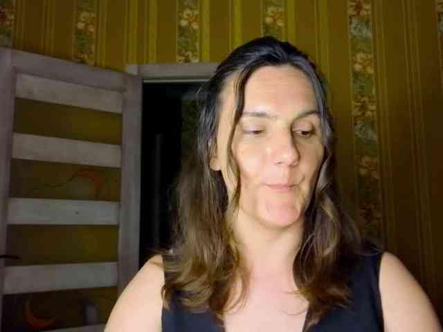 Secret_Smile webcam
