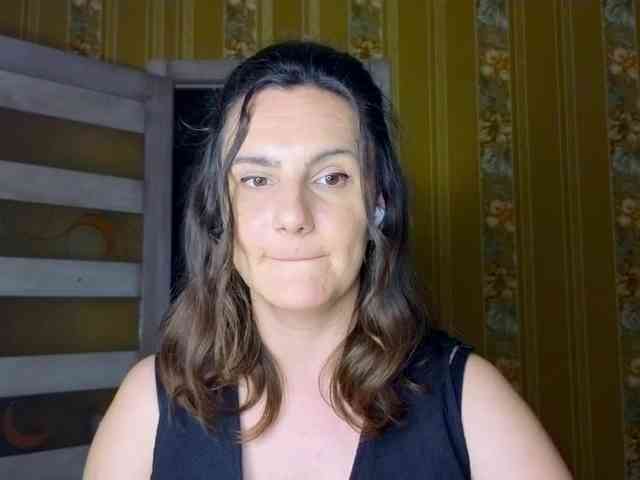 Secret_Smile webcam