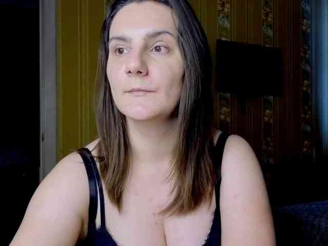 Secret_Smile webcam