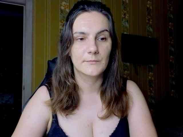 Secret_Smile webcam