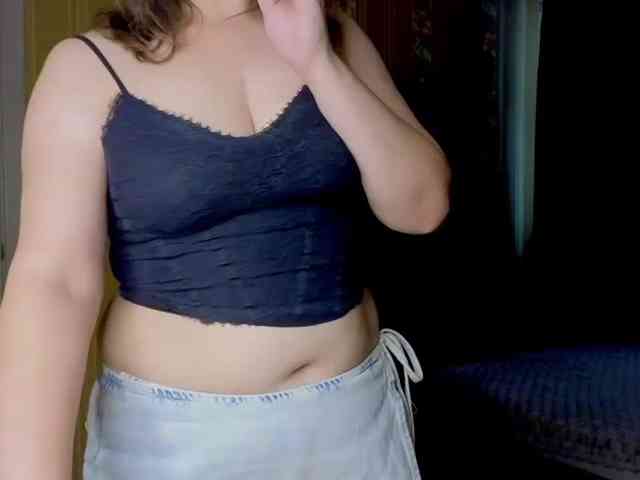 Secret_Smile webcam