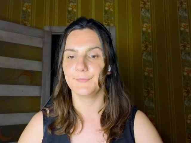 Secret_Smile webcam