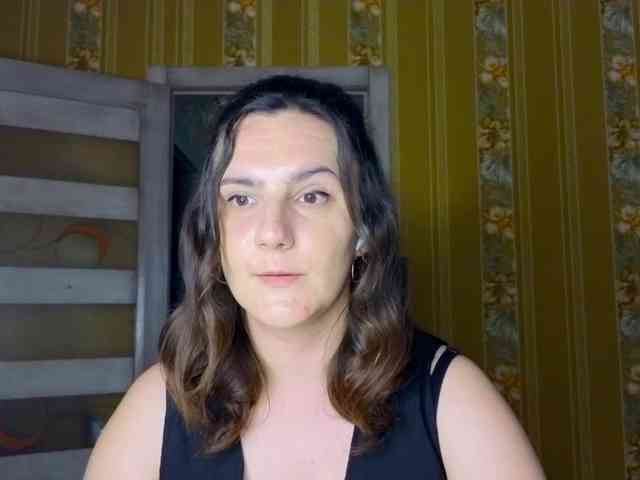 Secret_Smile webcam