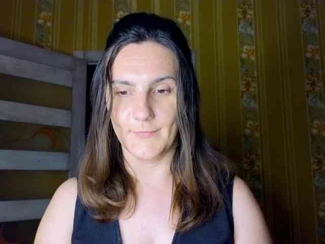 Secret_Smile webcam