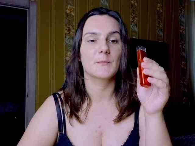 Secret_Smile webcam