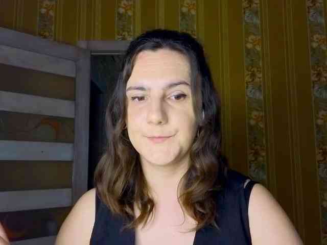 Secret_Smile webcam