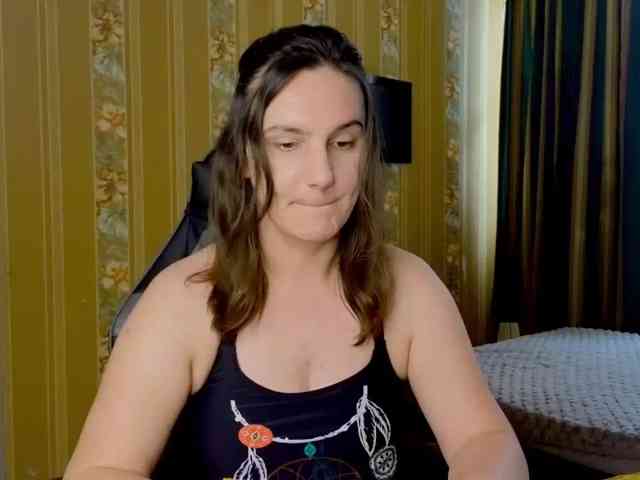 Secret_Smile webcam
