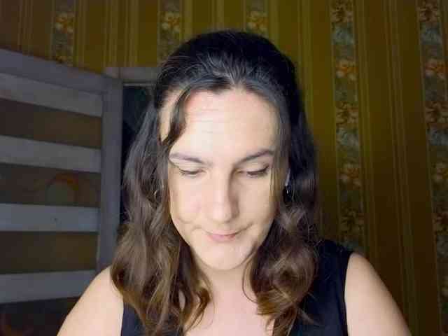 Secret_Smile webcam