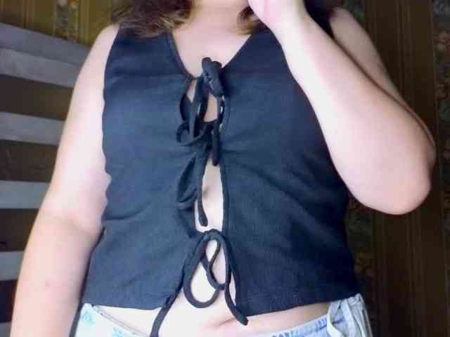 Secret_Smile webcam