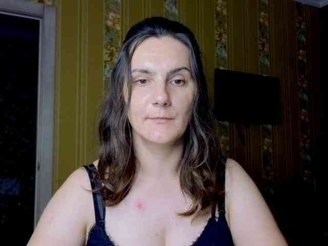 Secret_Smile webcam