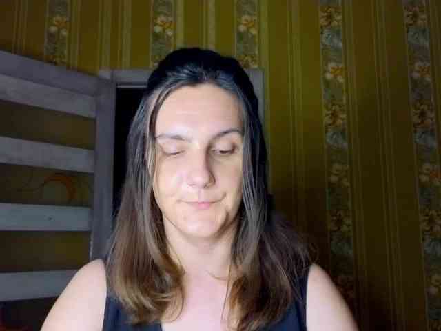 Secret_Smile webcam