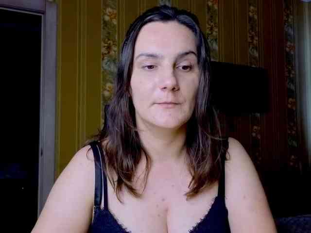 Secret_Smile webcam