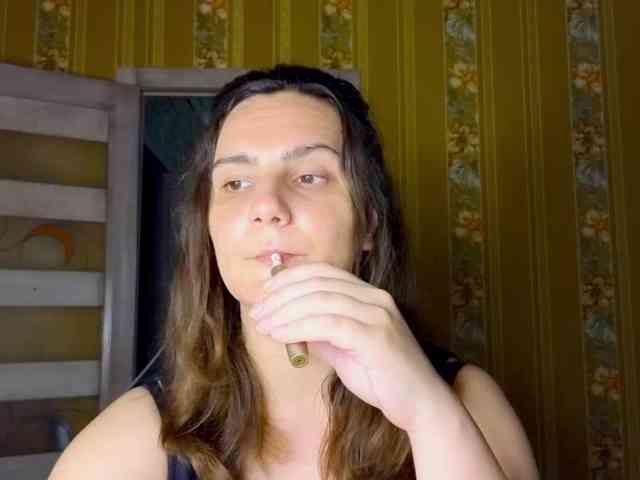 Secret_Smile webcam