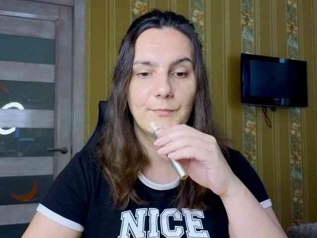 Secret_Smile webcam