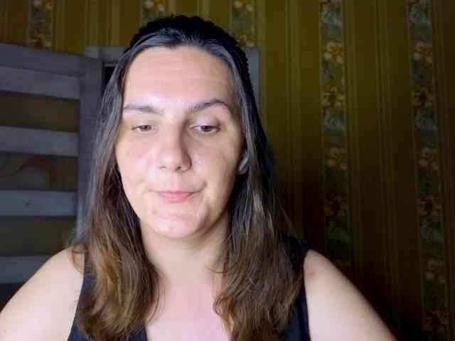 Secret_Smile webcam