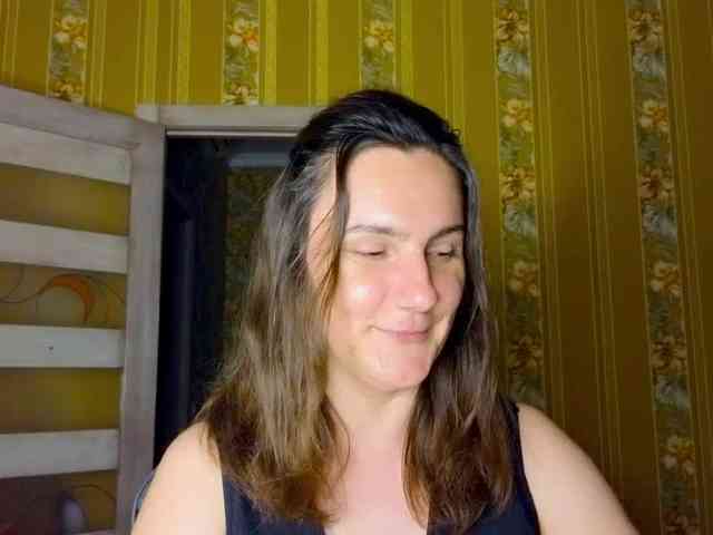 Secret_Smile webcam
