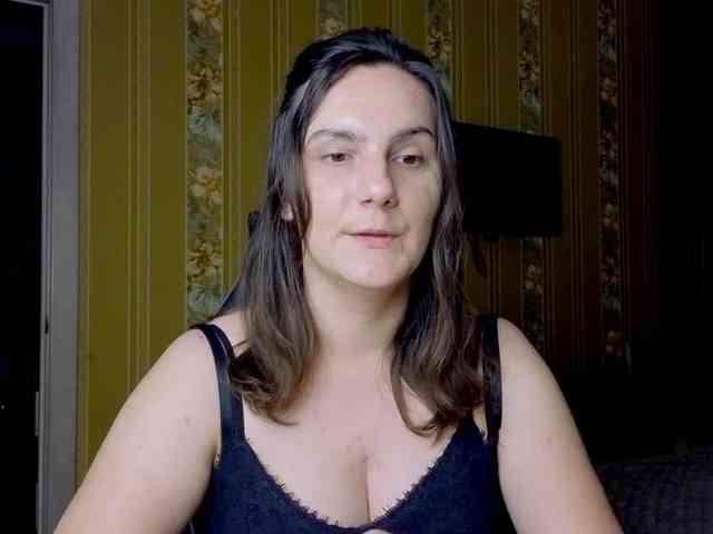Secret_Smile webcam