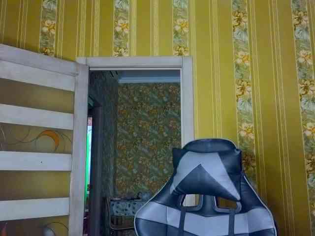 secret_smile's live room
