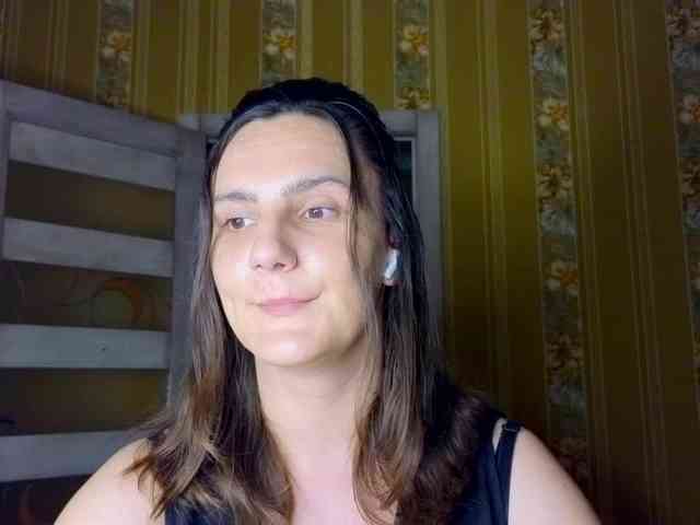 Secret_Smile webcam