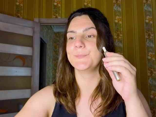 Secret_Smile webcam
