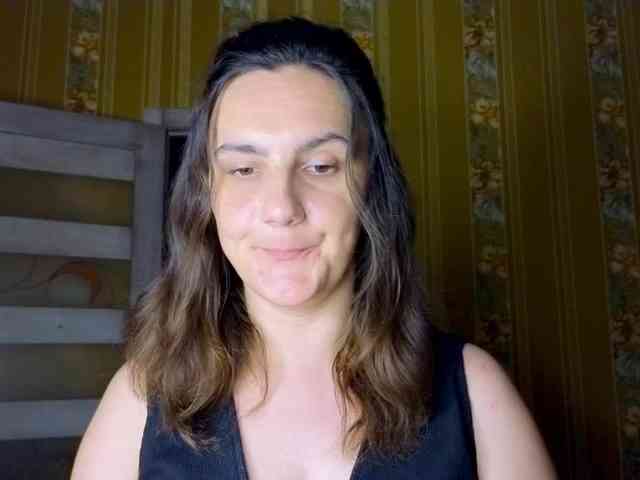 Secret_Smile webcam