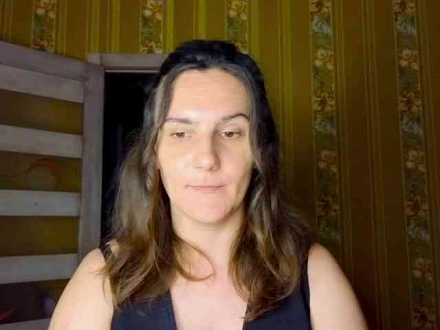 Secret_Smile webcam