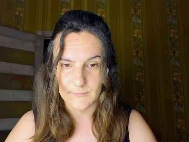 Secret_Smile webcam