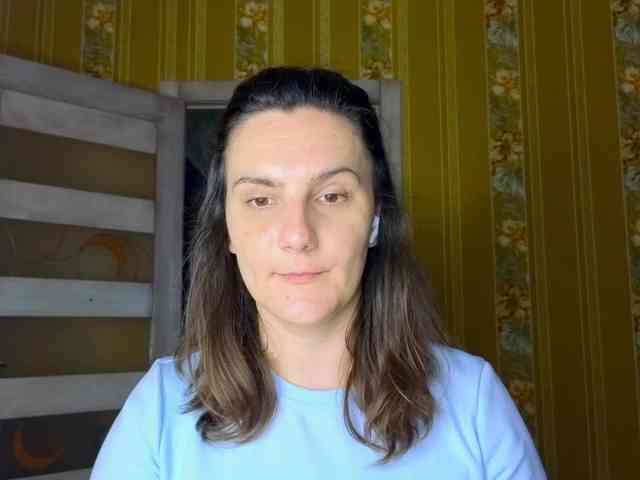 Secret_Smile webcam