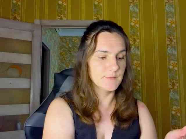 Secret_Smile webcam