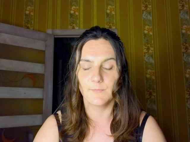 Secret_Smile webcam